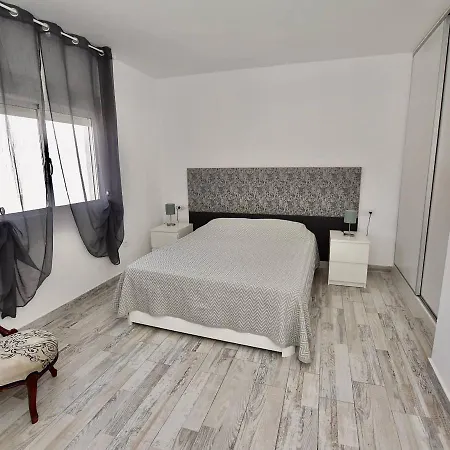 דירה Attico Island Village