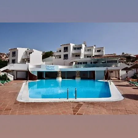 Attico Island Village דירה